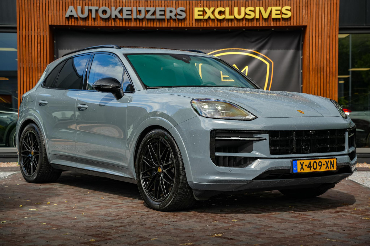 Porsche Cayenne 3.0 E-Hybrid Panodak 360 Camera Trekhaak Luchtvering DAB+ Carplay Sportuitlaat
