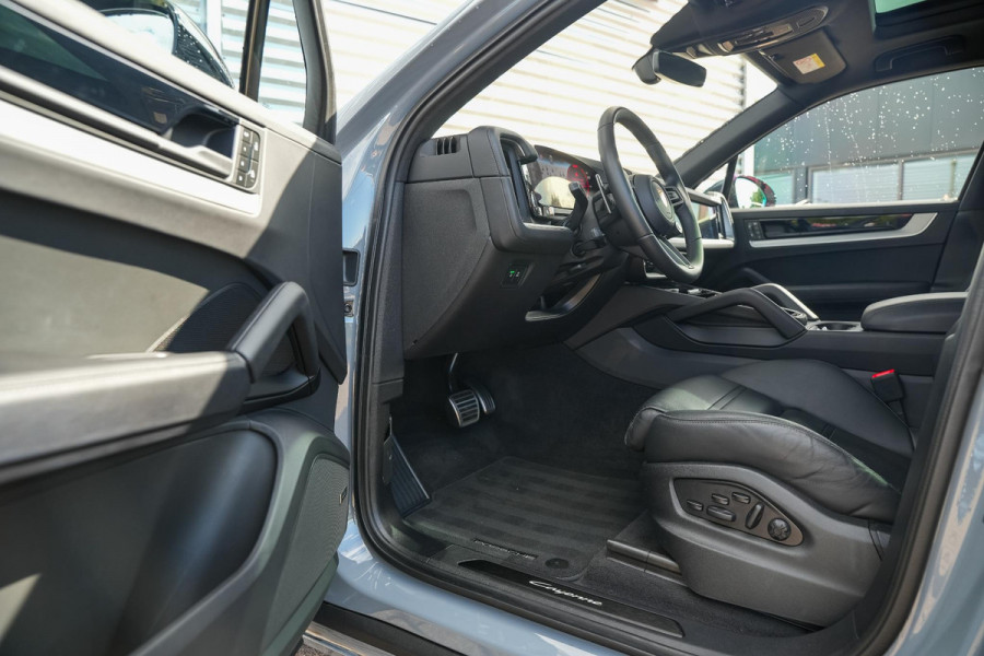 Porsche Cayenne 3.0 E-Hybrid Panodak 360 Camera Trekhaak Luchtvering DAB+ Carplay Sportuitlaat