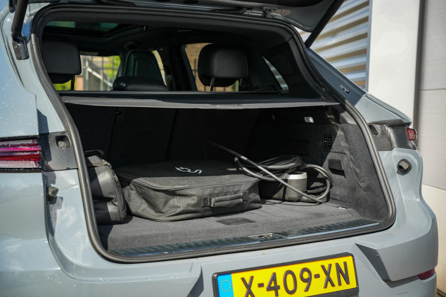 Porsche Cayenne 3.0 E-Hybrid Panodak 360 Camera Trekhaak Luchtvering DAB+ Carplay Sportuitlaat