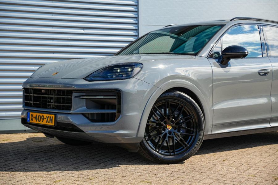 Porsche Cayenne 3.0 E-Hybrid Panodak 360 Camera Trekhaak Luchtvering DAB+ Carplay Sportuitlaat
