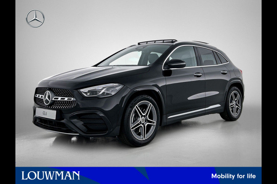 Mercedes-Benz GLA 180 Business Solution AMG | Trekhaak | Advanced Sound System | Multibeam LED | Panoramaschuifdak | Smartphone integratie | EASY PACK achterklep | Keyless-Go comfortpakket |