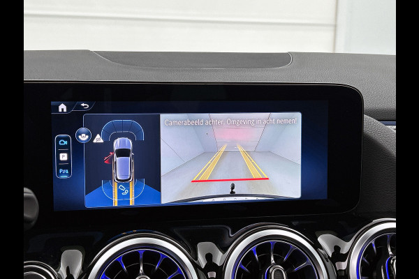 Mercedes-Benz GLA 180 Business Solution AMG | Trekhaak | Advanced Sound System | Multibeam LED | Panoramaschuifdak | Smartphone integratie | EASY PACK achterklep | Keyless-Go comfortpakket |