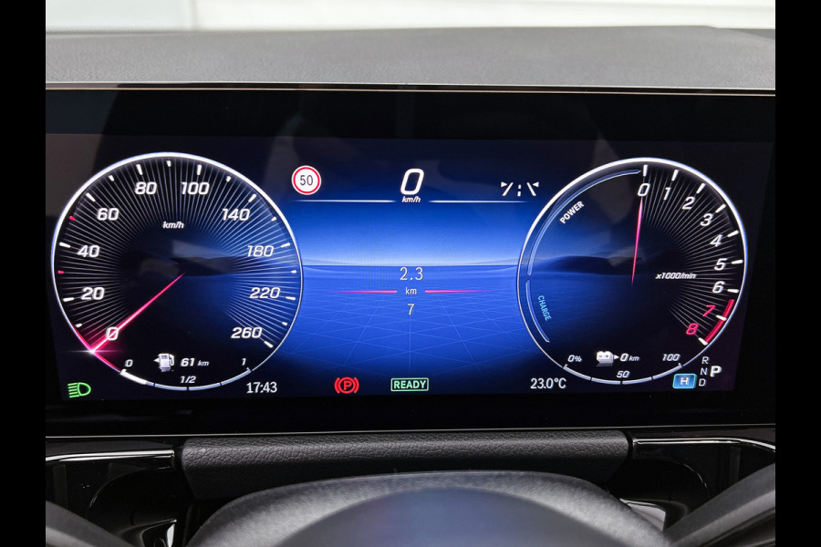 Mercedes-Benz GLA 250 e Business Solution AMG | Trekhaak | Smartphone integratie | Nightpakket | GUARD 360 ° Vehicle protection Plus | MULTIBEAM LED | Keyless-Go comfortpakket | EASY PACK achterklep |