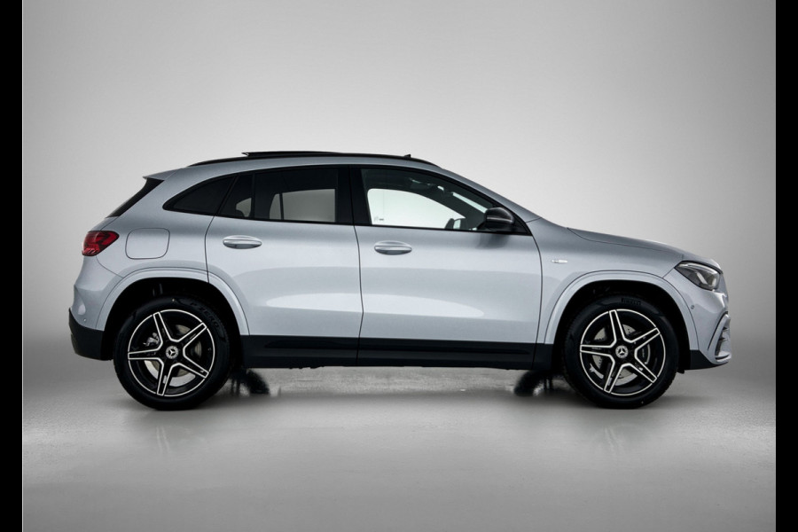 Mercedes-Benz GLA 250 e Business Solution AMG | Trekhaak | Smartphone integratie | Nightpakket | GUARD 360 ° Vehicle protection Plus | MULTIBEAM LED | Keyless-Go comfortpakket | EASY PACK achterklep |