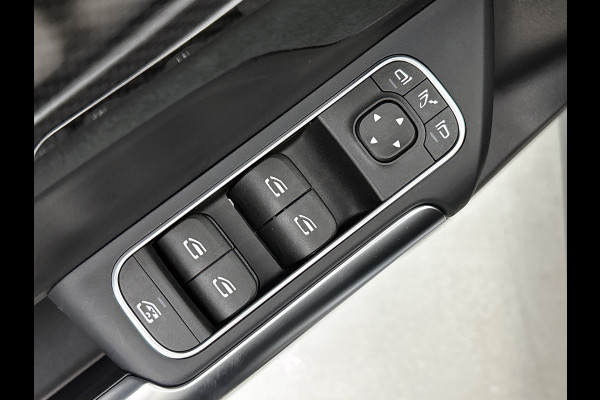 Mercedes-Benz GLA 250 e Business Solution AMG | Trekhaak | Smartphone integratie | Nightpakket | GUARD 360 ° Vehicle protection Plus | MULTIBEAM LED | Keyless-Go comfortpakket | EASY PACK achterklep |