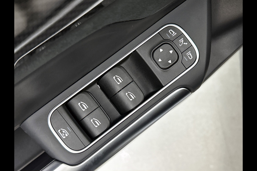 Mercedes-Benz GLA 250 e Business Solution AMG | Trekhaak | Smartphone integratie | Nightpakket | GUARD 360 ° Vehicle protection Plus | MULTIBEAM LED | Keyless-Go comfortpakket | EASY PACK achterklep |