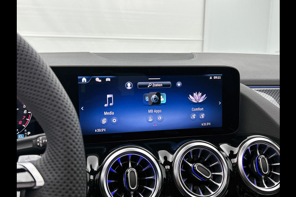 Mercedes-Benz B-Klasse 250 e Business Solution AMG | Trekhaak | Nightpakket | GUARD 360 ° Vehicle protection Plus | Smartphone Integratie | MULTIBEAM LED | Keyless-Go comfortpakket | Panoramaschuifdak |