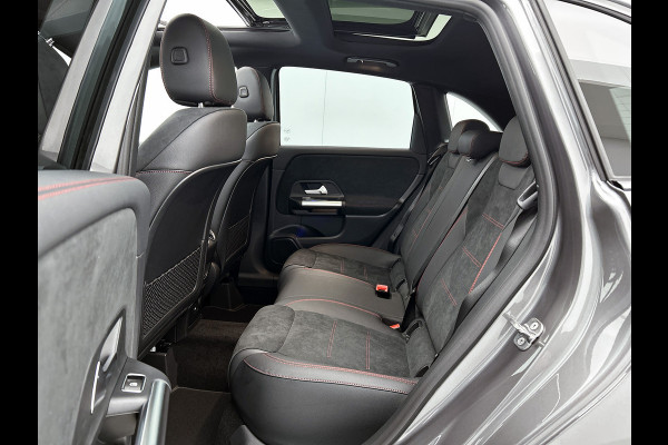 Mercedes-Benz B-Klasse 250 e Business Solution AMG | Trekhaak | Nightpakket | GUARD 360 ° Vehicle protection Plus | Smartphone Integratie | MULTIBEAM LED | Keyless-Go comfortpakket | Panoramaschuifdak |