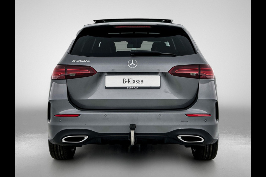 Mercedes-Benz B-Klasse 250 e Business Solution AMG | Trekhaak | Nightpakket | GUARD 360 ° Vehicle protection Plus | Smartphone Integratie | MULTIBEAM LED | Keyless-Go comfortpakket | Panoramaschuifdak |