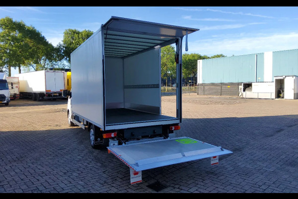 Renault Master E-TECH 87 KW FWD EL - LAADBAK + 750 KG. LAADKLEP - WIELBASIS 4.22 METER