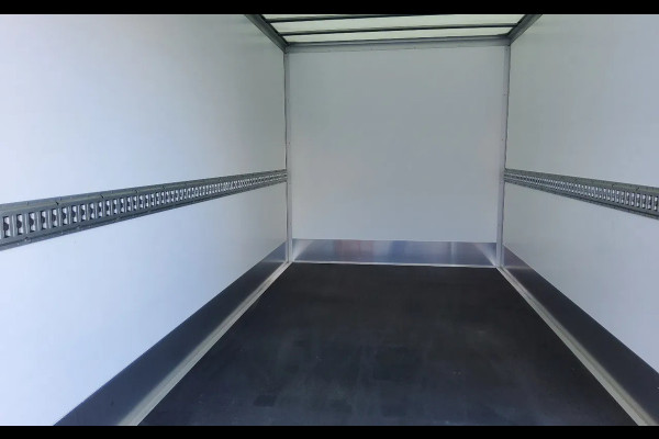 Renault Master E-TECH 87 KW FWD EL - LAADBAK + 750 KG. LAADKLEP - WIELBASIS 4.22 METER