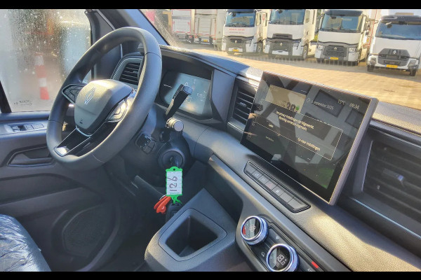 Renault Master E-TECH 87 KW FWD EL - LAADBAK + 750 KG. LAADKLEP - WIELBASIS 4.22 METER