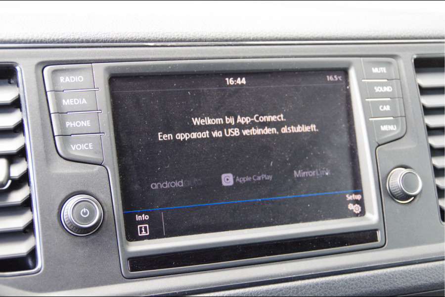 Volkswagen Crafter 2.0 TDI L3H3 140PK LED, ADAPT. CRUISE, CARPLAY, AIRCO, VOORRUIT VERWARMING, NL AUTO, NAP