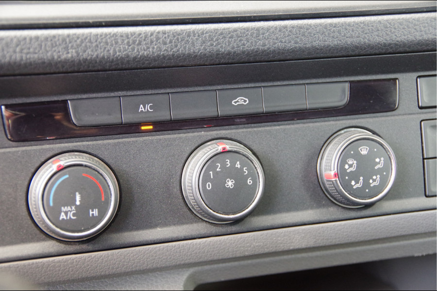 Volkswagen Crafter 2.0 TDI L3H3 140PK LED, ADAPT. CRUISE, CARPLAY, AIRCO, VOORRUIT VERWARMING, NL AUTO, NAP