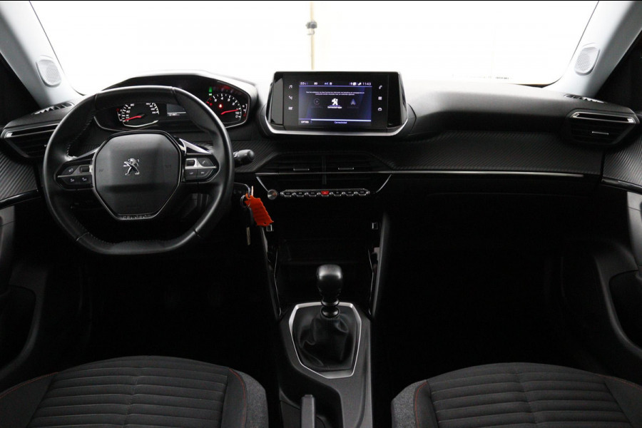 Peugeot 2008 1.2 PureTech Blue*NAVI*CAM*HAAK*ECC*CRUISE*CARPLAY