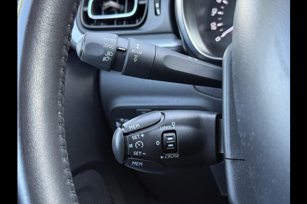 Citroën C3 1.2 PureTech Shine Navi,Clima,Cruise,Camera,Trekhaak,PDC,N.A.P,APK tot 05-2026