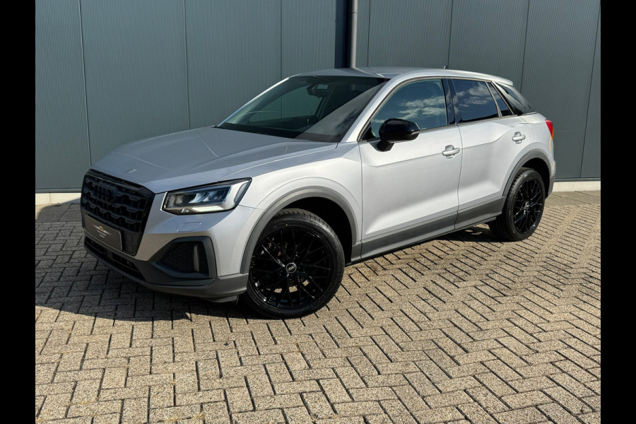 Audi Q2 35 TFSI Pro Line * Navigatie * Cruise Control * Parkeersensoren * 18 inch velgen * Audi Q2 35 TFSI Pro Line * Navigatie * Cruise Control * Parkeersensoren * 18 inch velgen *