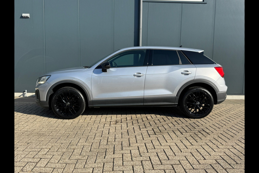 Audi Q2 35 TFSI Pro Line * Navigatie * Cruise Control * Parkeersensoren * 18 inch velgen * Audi Q2 35 TFSI Pro Line * Navigatie * Cruise Control * Parkeersensoren * 18 inch velgen *