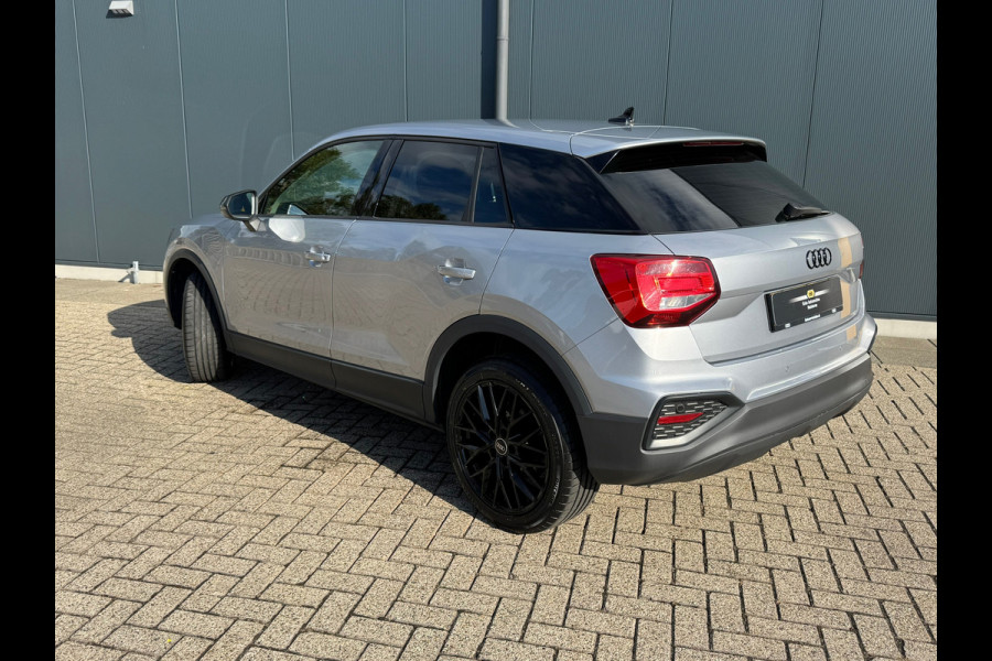 Audi Q2 35 TFSI Pro Line * Navigatie * Cruise Control * Parkeersensoren * 18 inch velgen * Audi Q2 35 TFSI Pro Line * Navigatie * Cruise Control * Parkeersensoren * 18 inch velgen *