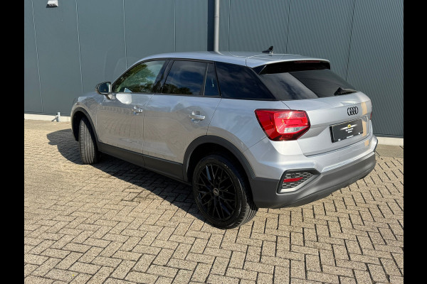 Audi Q2 35 TFSI Pro Line * Navigatie * Cruise Control * Parkeersensoren * 18 inch velgen * Audi Q2 35 TFSI Pro Line * Navigatie * Cruise Control * Parkeersensoren * 18 inch velgen *
