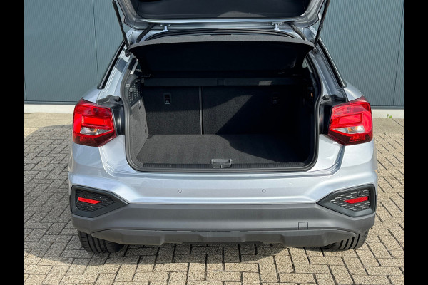 Audi Q2 35 TFSI Pro Line * Navigatie * Cruise Control * Parkeersensoren * 18 inch velgen * Audi Q2 35 TFSI Pro Line * Navigatie * Cruise Control * Parkeersensoren * 18 inch velgen *
