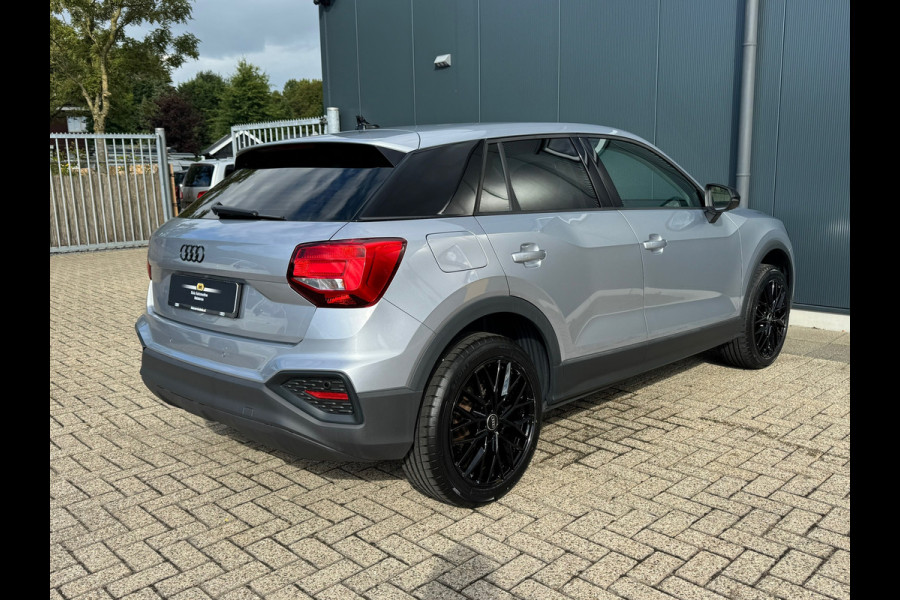 Audi Q2 35 TFSI Pro Line * Navigatie * Cruise Control * Parkeersensoren * 18 inch velgen * Audi Q2 35 TFSI Pro Line * Navigatie * Cruise Control * Parkeersensoren * 18 inch velgen *