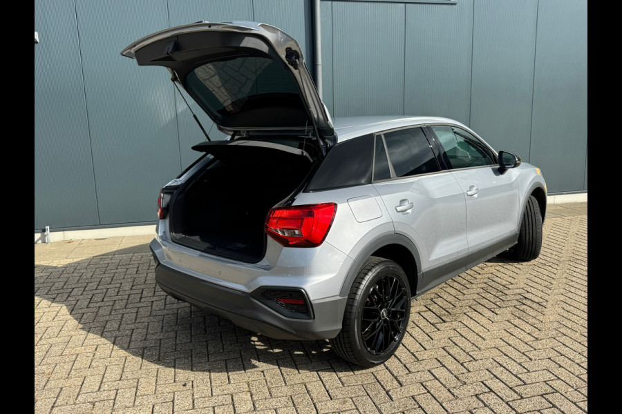 Audi Q2 35 TFSI Pro Line * Navigatie * Cruise Control * Parkeersensoren * 18 inch velgen * Audi Q2 35 TFSI Pro Line * Navigatie * Cruise Control * Parkeersensoren * 18 inch velgen *