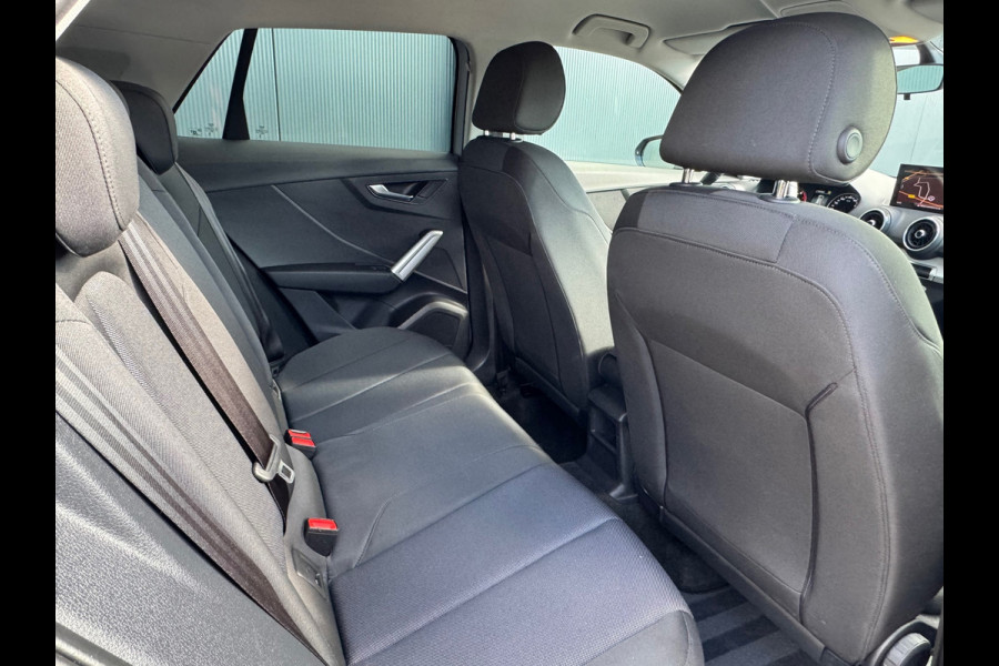 Audi Q2 35 TFSI Pro Line * Navigatie * Cruise Control * Parkeersensoren * 18 inch velgen * Audi Q2 35 TFSI Pro Line * Navigatie * Cruise Control * Parkeersensoren * 18 inch velgen *