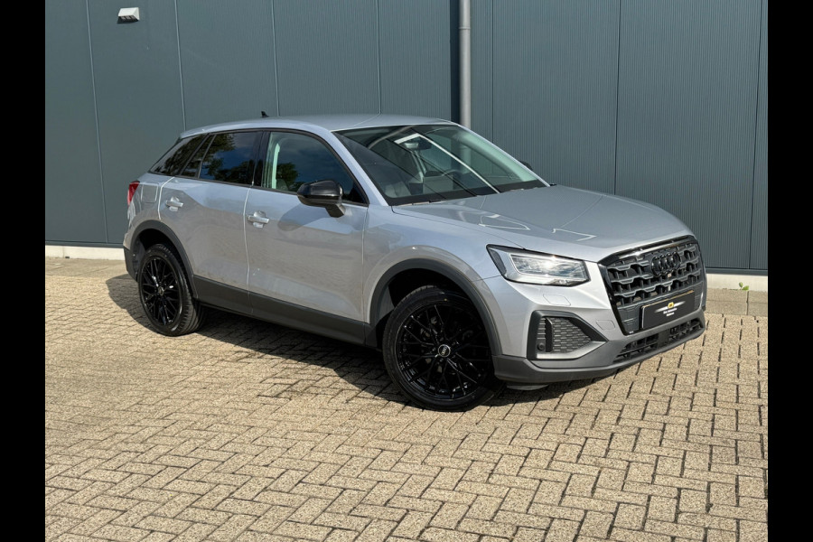 Audi Q2 35 TFSI Pro Line * Navigatie * Cruise Control * Parkeersensoren * 18 inch velgen * Audi Q2 35 TFSI Pro Line * Navigatie * Cruise Control * Parkeersensoren * 18 inch velgen *