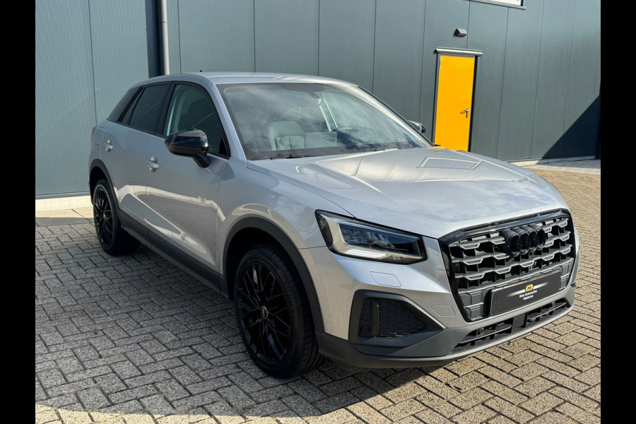 Audi Q2 35 TFSI Pro Line * Navigatie * Cruise Control * Parkeersensoren * 18 inch velgen * Audi Q2 35 TFSI Pro Line * Navigatie * Cruise Control * Parkeersensoren * 18 inch velgen *