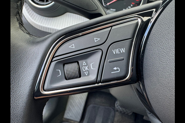 Audi Q2 35 TFSI Pro Line * Navigatie * Cruise Control * Parkeersensoren * 18 inch velgen * Audi Q2 35 TFSI Pro Line * Navigatie * Cruise Control * Parkeersensoren * 18 inch velgen *
