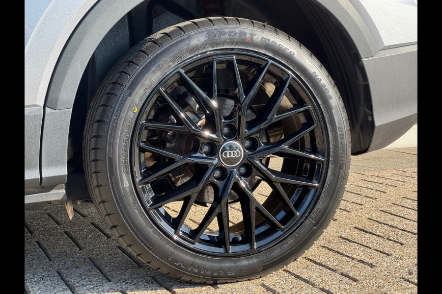 Audi Q2 35 TFSI Pro Line * Navigatie * Cruise Control * Parkeersensoren * 18 inch velgen * Audi Q2 35 TFSI Pro Line * Navigatie * Cruise Control * Parkeersensoren * 18 inch velgen *
