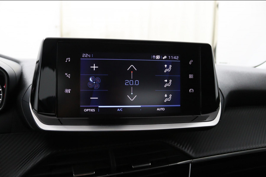 Peugeot 2008 1.2 PureTech Blue*NAVI*CAM*HAAK*ECC*CRUISE*CARPLAY
