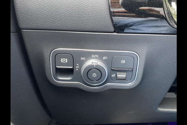 Mercedes-Benz EQA 250 Luxury Line 67 kWh VAN: 38.900,- VOOR 35.877,- UW HERFSTVOORDEEL: 3.023,- DEALER ONDERHOUDEN | AMBILIGHT | CAMERA | PANORAMADAK | RIJKLAARPRIJS INCL. 12MND BOVAG