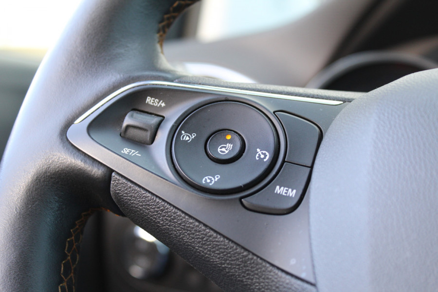 Opel Crossland X 1.2 Turbo 110PK Innovation | Automaat | Trekhaak | BLIS | Navigatie | Winterpack