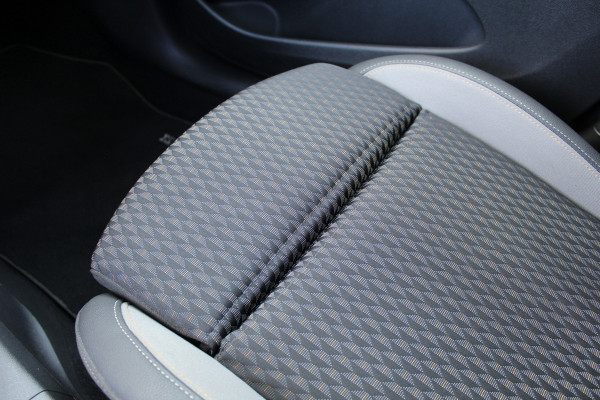 Opel Crossland X 1.2 Turbo 110PK Innovation | Automaat | Trekhaak | BLIS | Navigatie | Winterpack