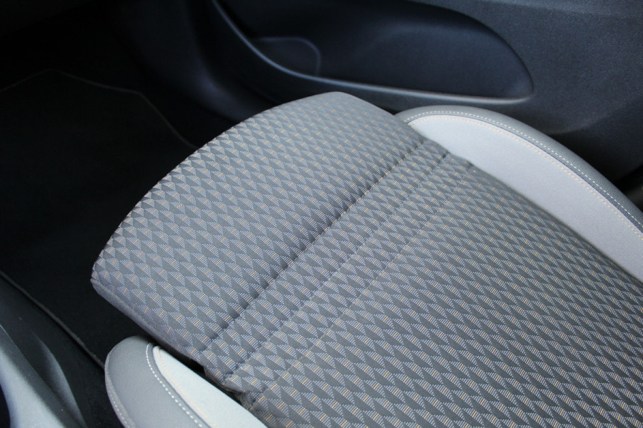 Opel Crossland X 1.2 Turbo 110PK Innovation | Automaat | Trekhaak | BLIS | Navigatie | Winterpack