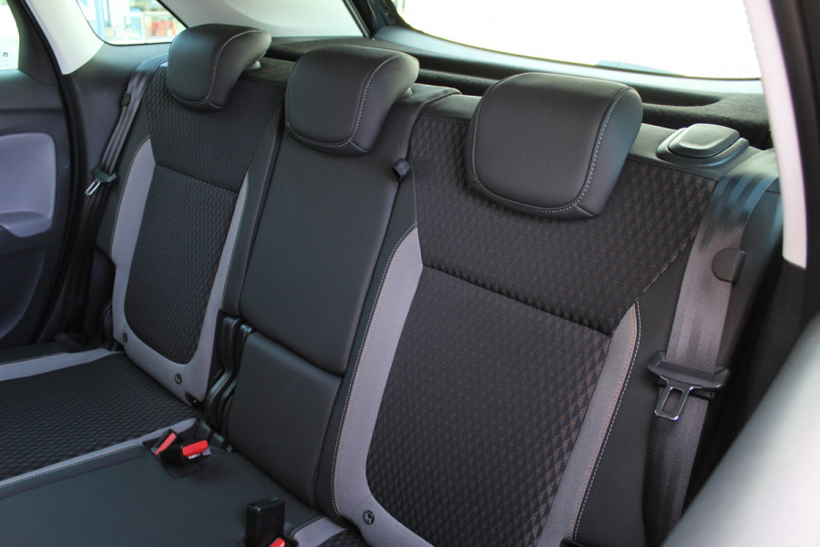 Opel Crossland X 1.2 Turbo 110PK Innovation | Automaat | Trekhaak | BLIS | Navigatie | Winterpack