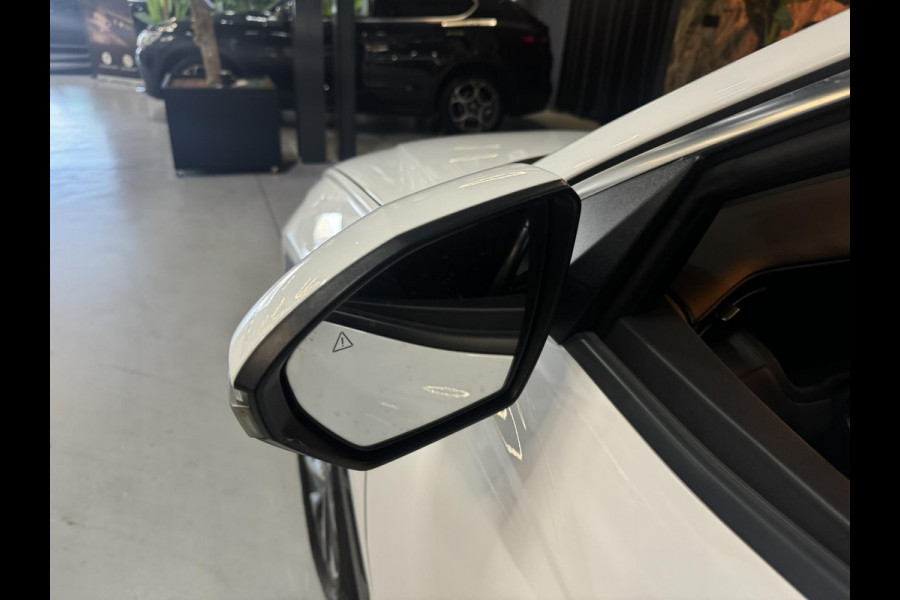 Hyundai Tucson 1.6 T-GDI MHEV Comfort Garantie Trekhaak Carplay Camera StoelVW Blindspot ACC PDC Clima Navi Led Dab Rijklaar