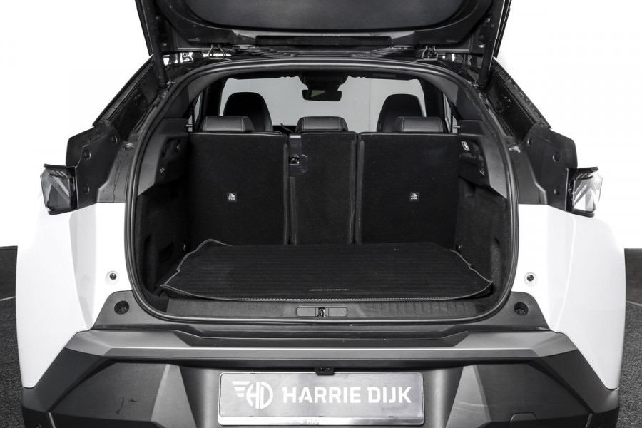 Peugeot 3008 1.2 Hybrid 145 GT | Dig. Cockpit | Adapt. Cruise | Stoel-+stuurverw. | PDC | Camera | NAV+App. Connect | ECC | 19" LM | Afn. Trekhaak | 0026