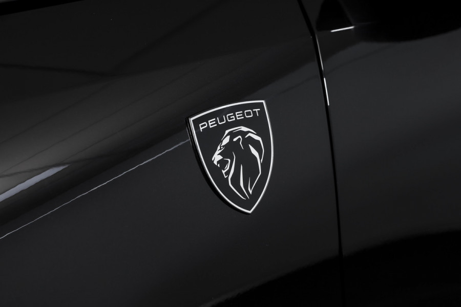 Peugeot 3008 1.2 Hybrid 145 GT | Dig. Cockpit | Adapt. Cruise | Stoel-+stuurverw. | PDC | Camera | NAV+App. Connect | ECC | 19" LM | 6129