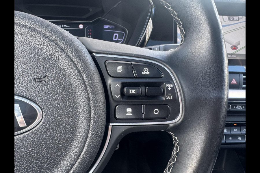 Kia Niro 1.6 GDi Hybrid ExecutiveLine | Nederlandse dealeronderhouden auto "Navigatie | Stoel en stuur verwarming | Stoelventilatie | Schuifkanteldak |