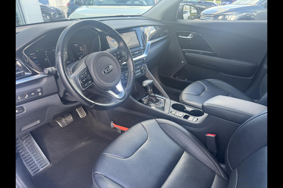Kia Niro 1.6 GDi Hybrid ExecutiveLine | Nederlandse dealeronderhouden auto "Navigatie | Stoel en stuur verwarming | Stoelventilatie | Schuifkanteldak |