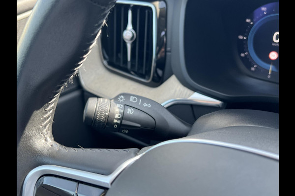 Volvo XC60 2.0 T8 Plug-in hybrid AWD Inscription 455pk | Parking Pack | Stoelverwarming | 2.250kg Trekgewicht
