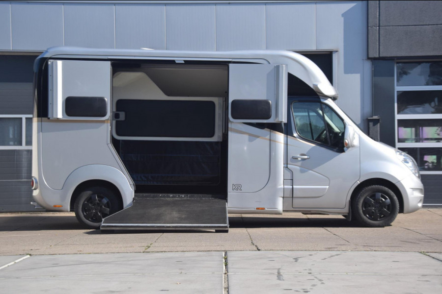 Renault Master T35 2.3 dCi KRISMAR DUBBEL CABINE EN ZADELKAMER (HORSE TRUCKS)