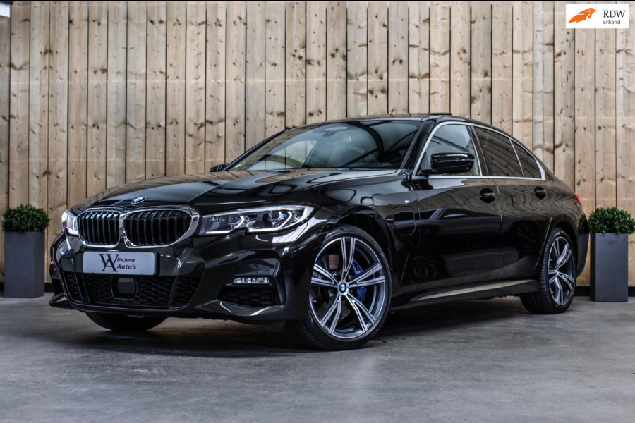 BMW 3-serie 330e M-Sport *Schuifdak*H/K*Individual*Comforttoegang*