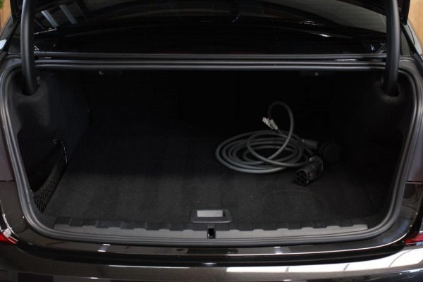 BMW 3-serie 330e M-Sport *Schuifdak*H/K*Individual*Comforttoegang*