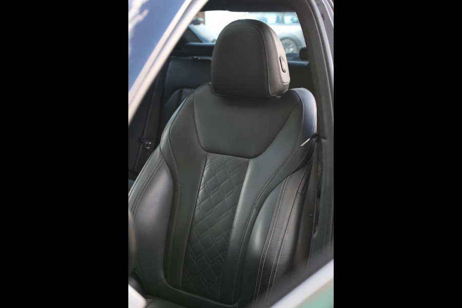 BMW 3-serie 330e M-Sport *Schuifdak*H/K*Individual*Comforttoegang*