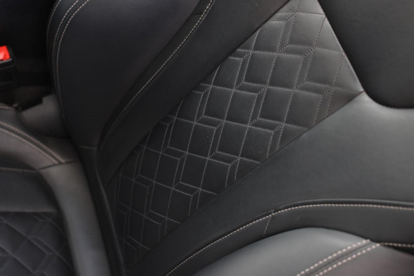 BMW 3-serie 330e M-Sport *Schuifdak*H/K*Individual*Comforttoegang*