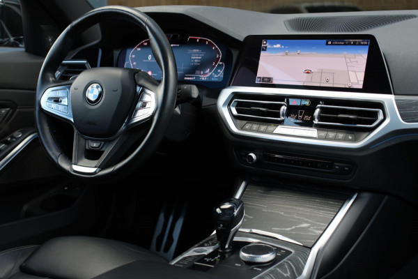 BMW 3-serie 330e M-Sport *Schuifdak*H/K*Individual*Comforttoegang*